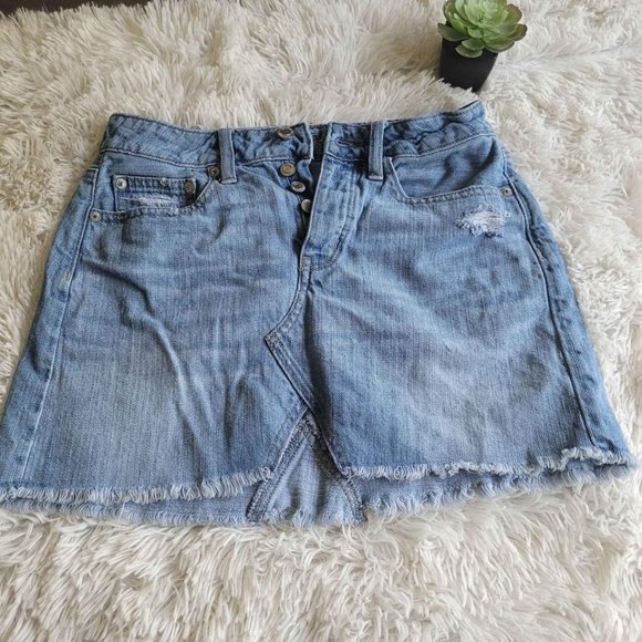 American Eagle Outfitters Dresses & Skirts - American Eagle Multi Button Denim Skirt Cut Off Raw Hem Y2K Size 0